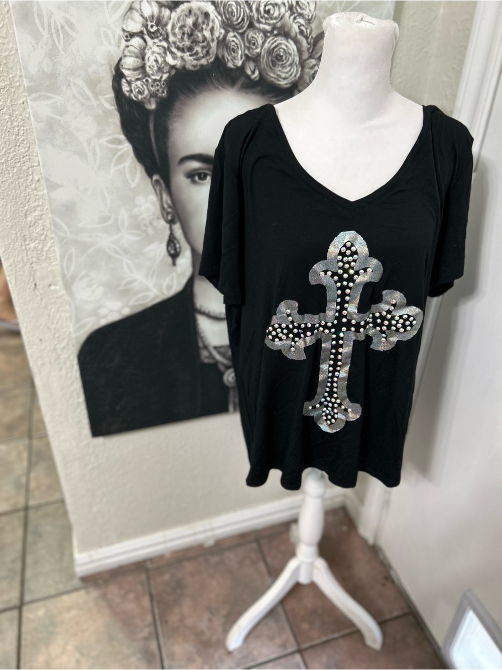 dip Black Women's V-Neck Tee